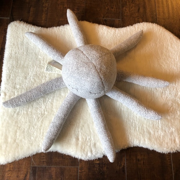Barefoot Dreams Other - 🐙Barefoot Dreams COZYCHIC® OCTOPUS BUDDIE